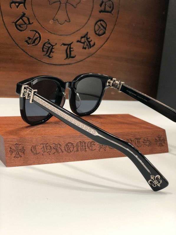 Picture of Chrome Hearts Sunglasses _SKUfw46735764fw